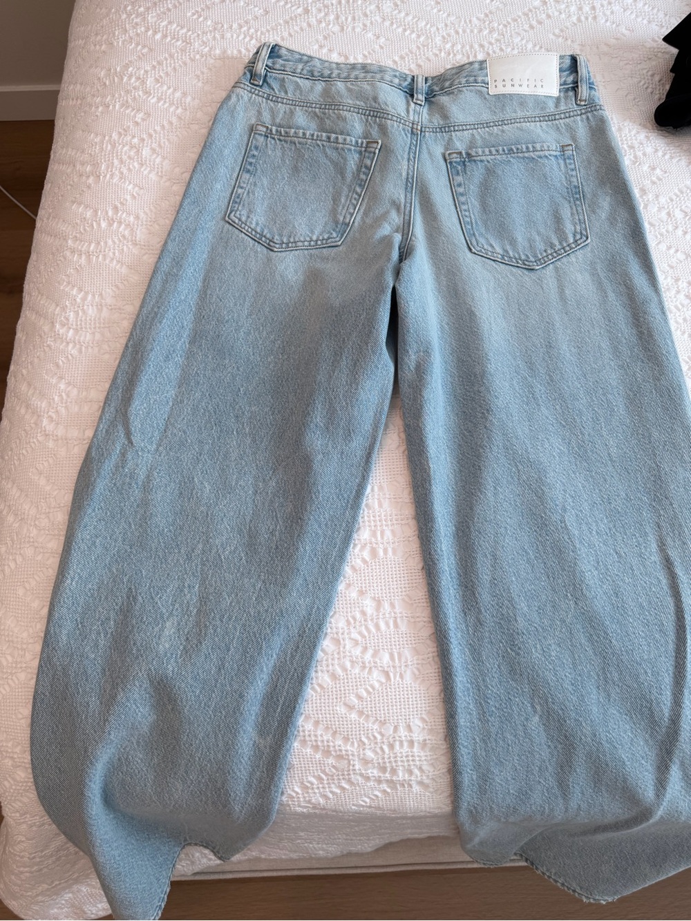 Pacsun low rise cross waistLight Blue Wide-Leg Women’s Jeans